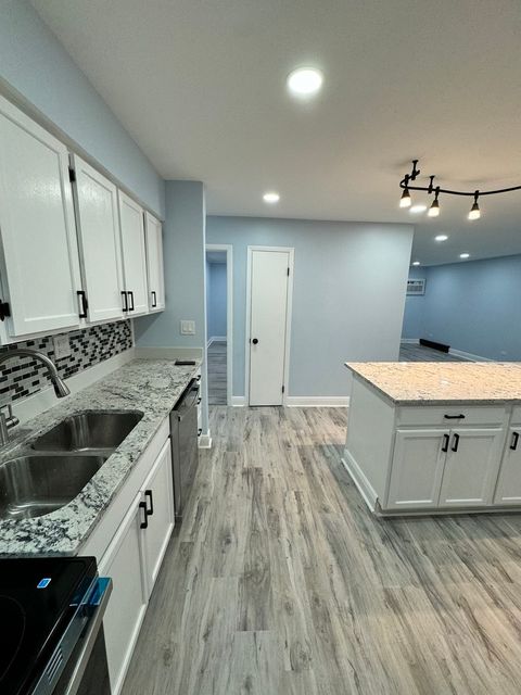 Tiny photo for 830 E Old Willow Road #8-107, Prospect Heights, IL 60070 (MLS # 12506936)