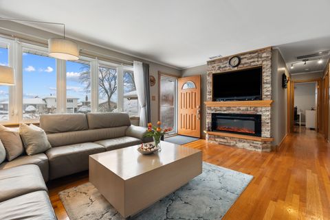 Tiny photo for 8232 S Ferdinand Avenue, Bridgeview, IL 60455 (MLS # 12521024)