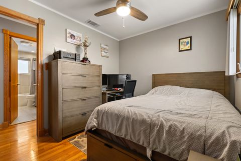 Tiny photo for 8232 S Ferdinand Avenue, Bridgeview, IL 60455 (MLS # 12521024)