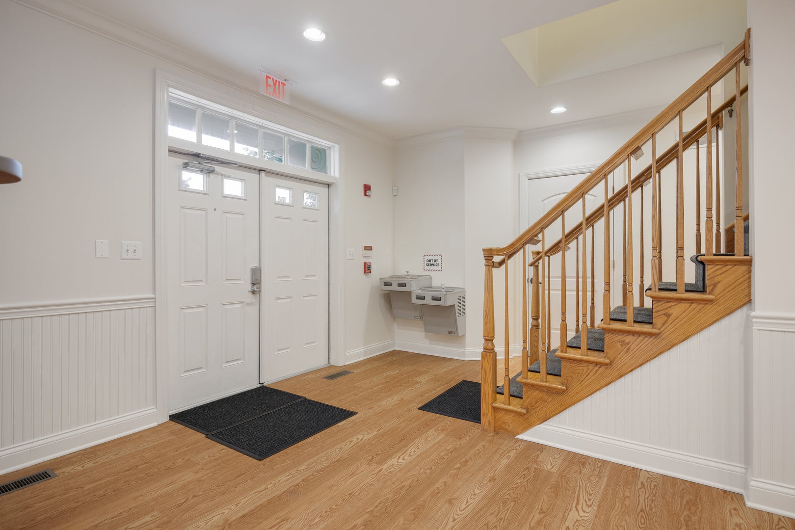 1621 W Colonial Parkway