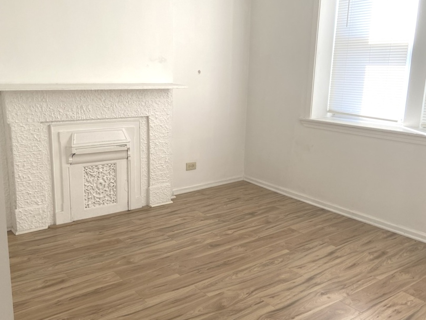 238 W 31ST Street 2E