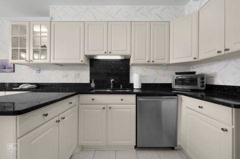 Tiny photo for 7800 W Foresthill Lane #204, Palos Heights, IL 60463 (MLS # 12704755)