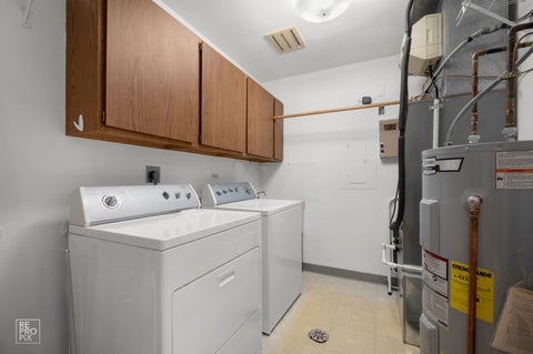 Tiny photo for 7800 W Foresthill Lane #204, Palos Heights, IL 60463 (MLS # 12704755)