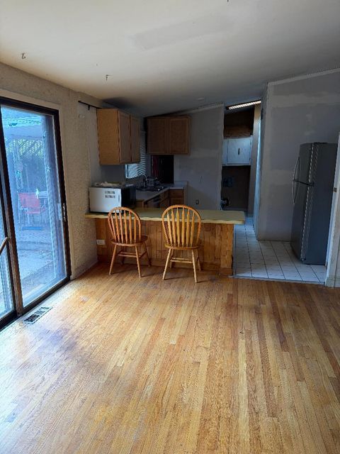 Tiny photo for 5555 W 90th Street, Oak Lawn, IL 60453 (MLS # 12465205)