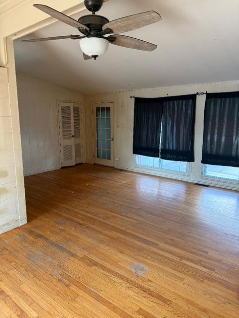 Tiny photo for 5555 W 90th Street, Oak Lawn, IL 60453 (MLS # 12465205)