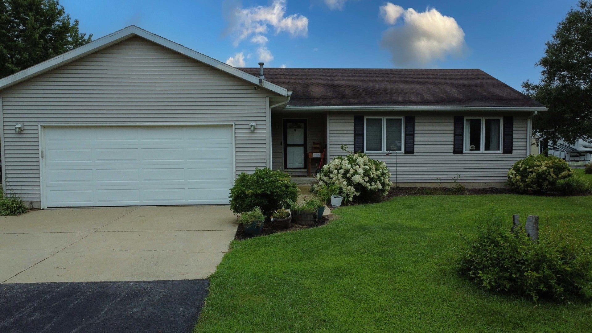 7804 S Sugar Island Road