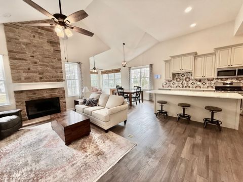 Tiny photo for 1167 Kingsley Lane, Aurora, IL 60505 (MLS # 12592759)