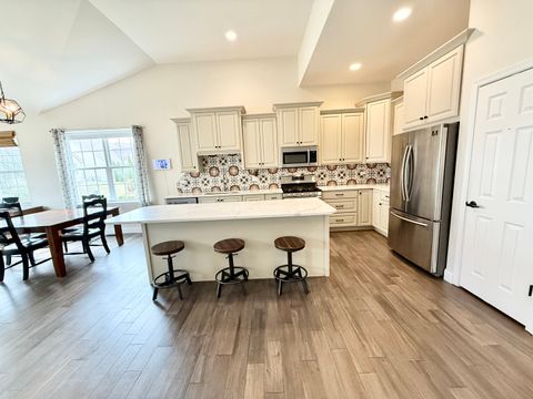 Tiny photo for 1167 Kingsley Lane, Aurora, IL 60505 (MLS # 12592759)