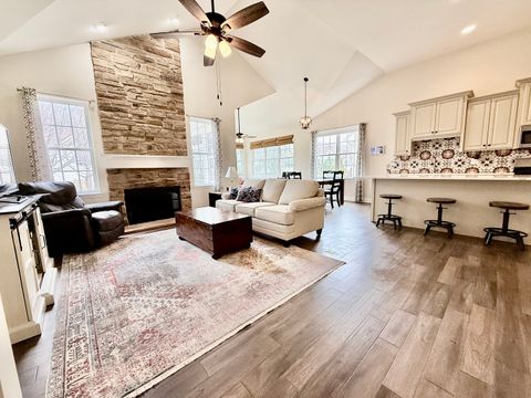 Tiny photo for 1167 Kingsley Lane, Aurora, IL 60505 (MLS # 12592759)