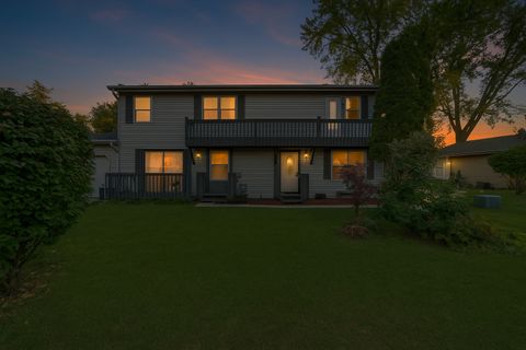 Photo of 234 Dakota Court #C, Bolingbrook, IL 60440 (MLS # 12471407)