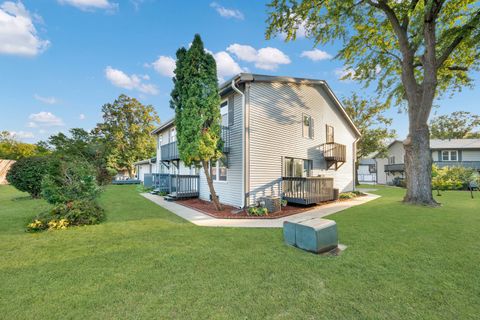 Tiny photo for 234 Dakota Court #C, Bolingbrook, IL 60440 (MLS # 12471407)