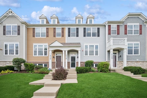Photo of 2116 SAIPAN Drive, Glenview, IL 60026 (MLS # 12691375)