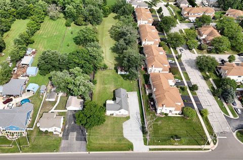 Tiny photo for 18145 Harlem Avenue, Tinley Park, IL 60477 (MLS # 12588760)