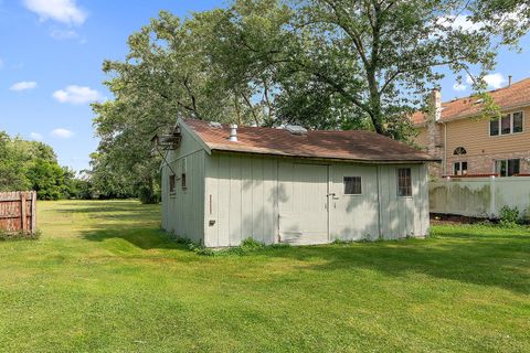 Tiny photo for 18145 Harlem Avenue, Tinley Park, IL 60477 (MLS # 12588760)
