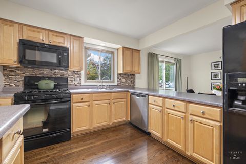 Tiny photo for 340 E Forest Knoll Drive, Palatine, IL 60074 (MLS # 12490819)