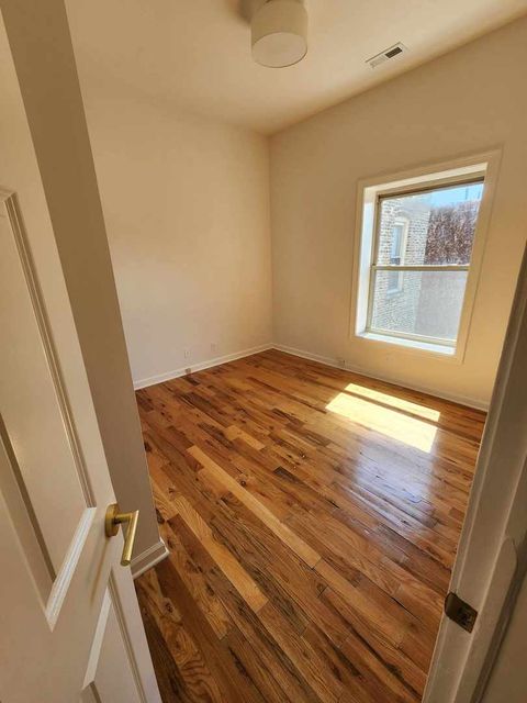 Tiny photo for 4634 N Racine Avenue #3, Chicago, IL 60640 (MLS # 12458327)