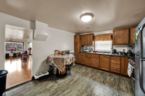 Tiny photo for 1404 W FULLER Street, Chicago, IL 60608 (MLS # 12516959)