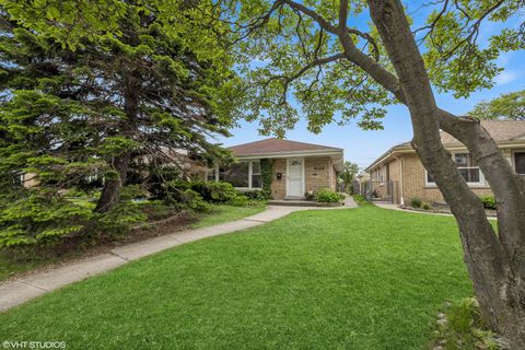 5513 Mulford Street Skokie IL 60077
