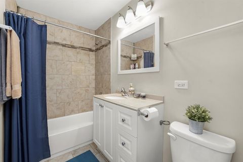 Tiny photo for 4101 Owl Drive, Rolling Meadows, IL 60008 (MLS # 12500932)