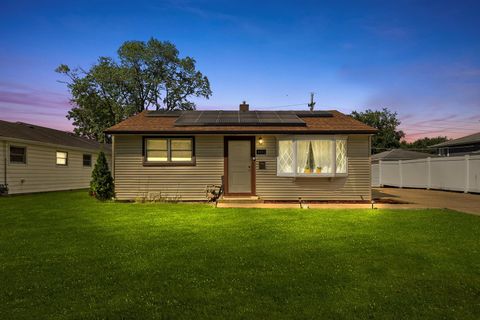 Tiny photo for 4101 Owl Drive, Rolling Meadows, IL 60008 (MLS # 12500932)