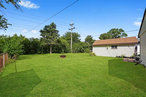 Tiny photo for 4101 Owl Drive, Rolling Meadows, IL 60008 (MLS # 12500932)