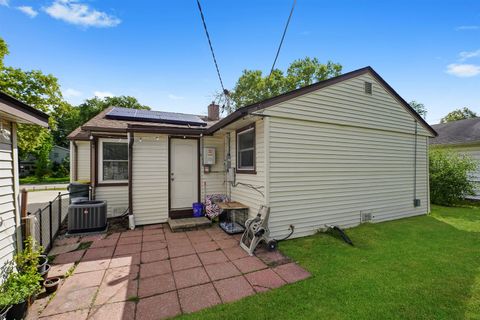 Tiny photo for 4101 Owl Drive, Rolling Meadows, IL 60008 (MLS # 12500932)