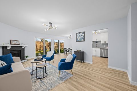 Tiny photo for 1168 Northbury Lane #B1, Wheeling, IL 60090 (MLS # 12504163)