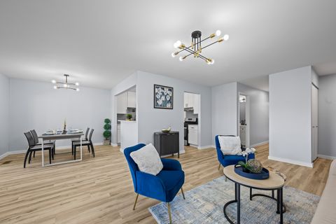 Tiny photo for 1168 Northbury Lane #B1, Wheeling, IL 60090 (MLS # 12504163)