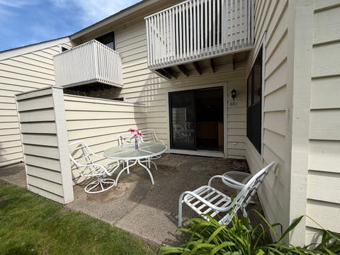 Tiny photo for 661 Mitchell Court #661, Gurnee, IL 60031 (MLS # 12733406)