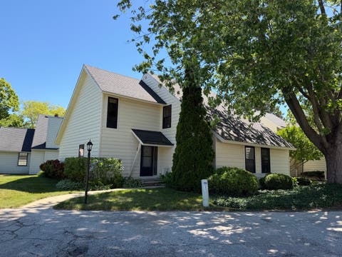 Photo of 661 Mitchell Court #661, Gurnee, IL 60031 (MLS # 12733406)