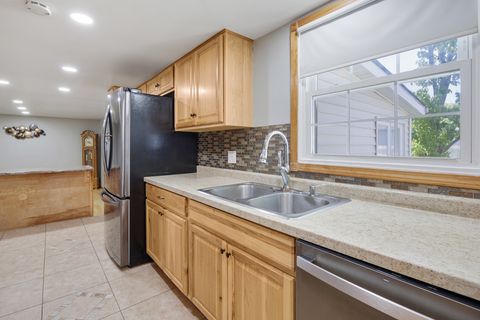 Tiny photo for 898 Debra Lane, Elk Grove Village, IL 60007 (MLS # 12663570)
