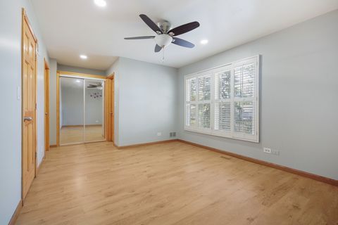 Tiny photo for 898 Debra Lane, Elk Grove Village, IL 60007 (MLS # 12663570)