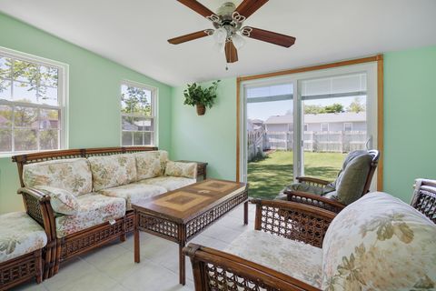 Tiny photo for 898 Debra Lane, Elk Grove Village, IL 60007 (MLS # 12663570)