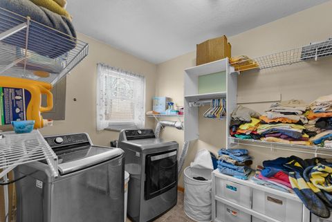 Tiny photo for 303 Jefferson Street, New Boston, IL 61272 (MLS # 12567246)