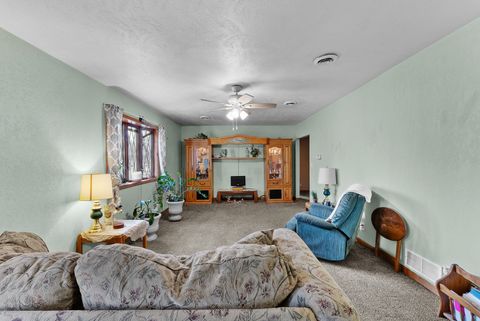 Tiny photo for 303 Jefferson Street, New Boston, IL 61272 (MLS # 12567246)