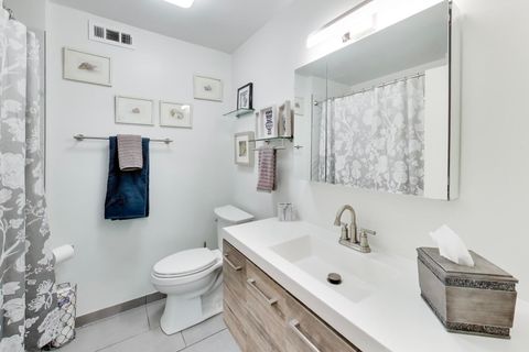 Tiny photo for 4250 N Marine Drive #2324, Chicago, IL 60613 (MLS # 12583305)