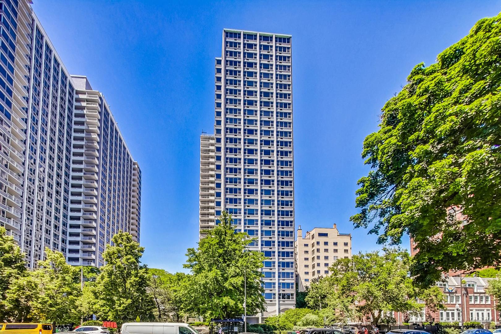4250 N Marine Drive 2324