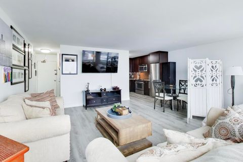 Tiny photo for 4250 N Marine Drive #2324, Chicago, IL 60613 (MLS # 12583305)