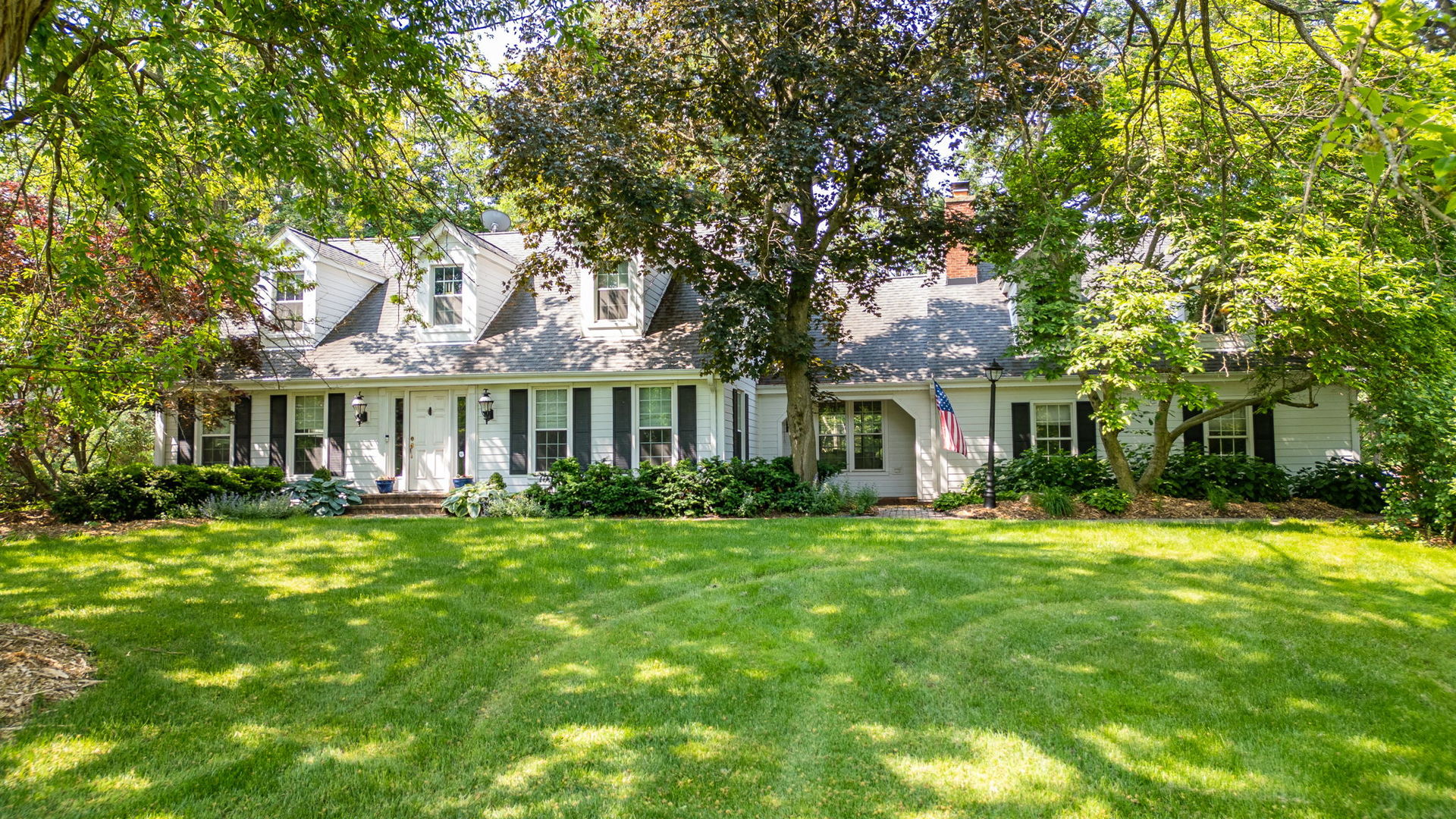 948 A SHETLAND Drive