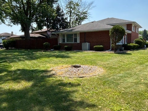 Tiny photo for 913 E 169th Street, South Holland, IL 60473 (MLS # 12705545)