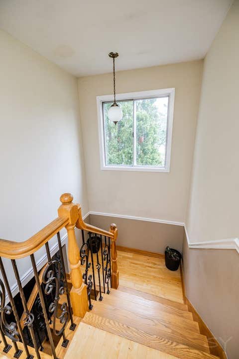 Tiny photo for 2016 Raleigh Place, Hoffman Estates, IL 60169 (MLS # 12716430)