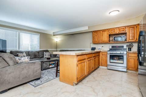 Tiny photo for 2016 Raleigh Place, Hoffman Estates, IL 60169 (MLS # 12716430)