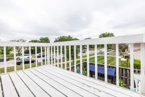 Tiny photo for 2016 Raleigh Place, Hoffman Estates, IL 60169 (MLS # 12716430)