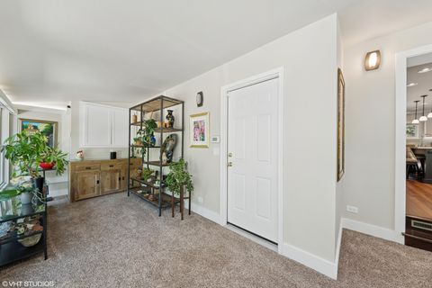 Tiny photo for 316 S Reuter Drive, Arlington Heights, IL 60005 (MLS # 12409070)
