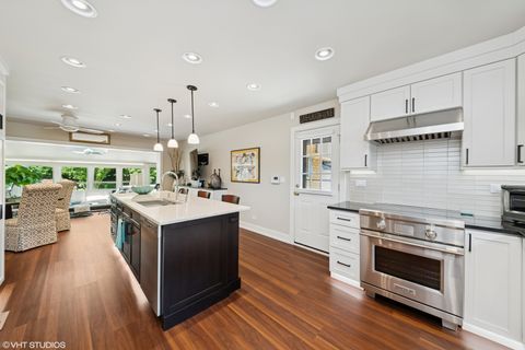 Tiny photo for 316 S Reuter Drive, Arlington Heights, IL 60005 (MLS # 12409070)