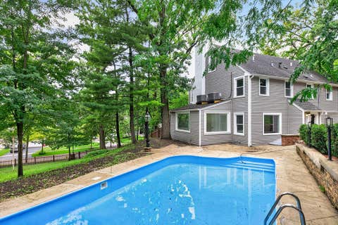 Tiny photo for 437 Highland Avenue, West Chicago, IL 60185 (MLS # 12733591)