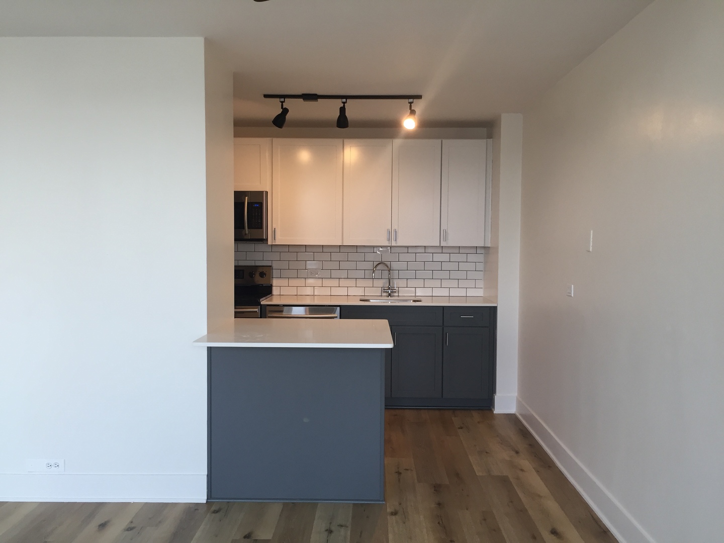 4250 N Marine Drive 2406