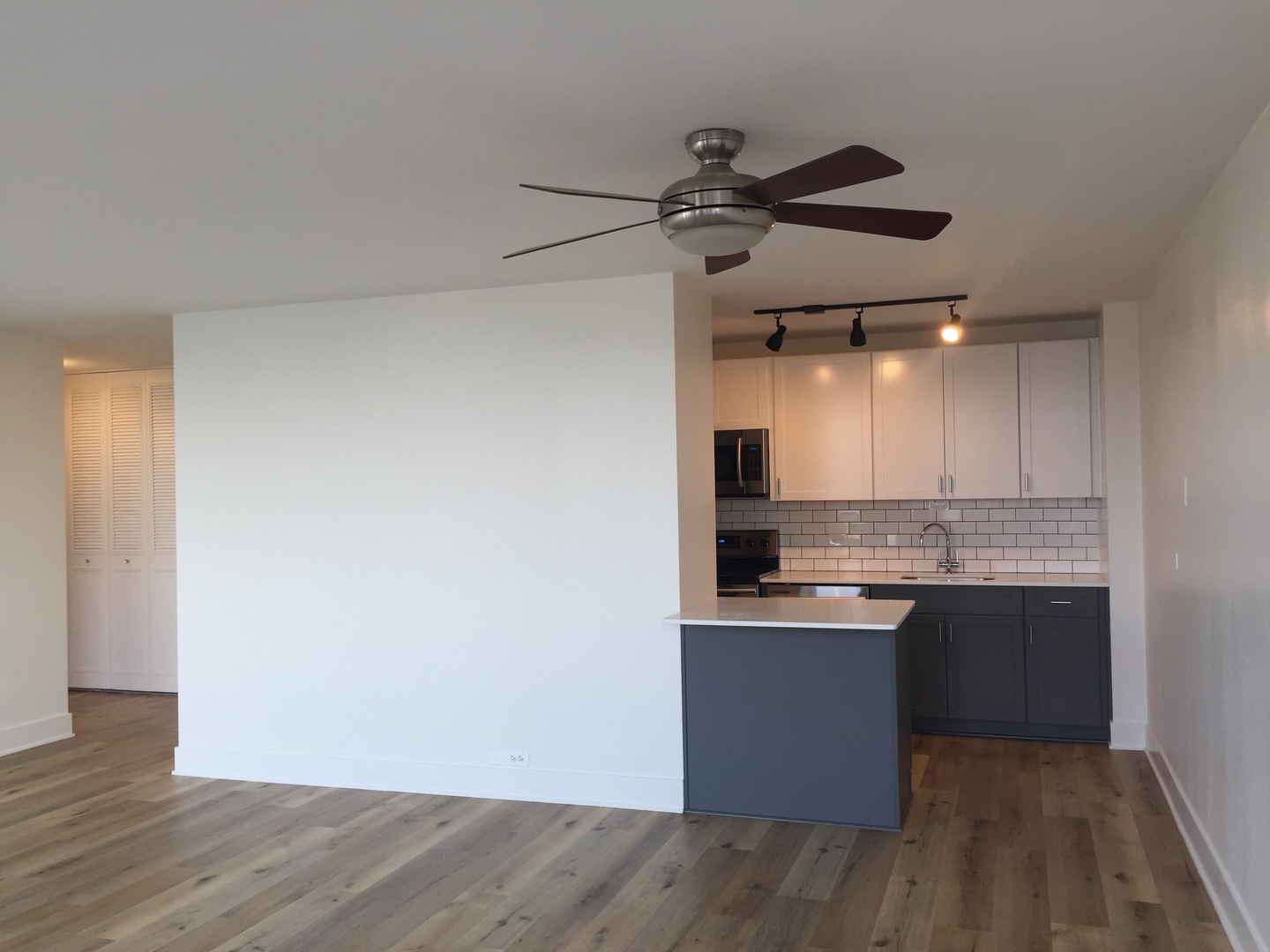 4250 N Marine Drive 2406