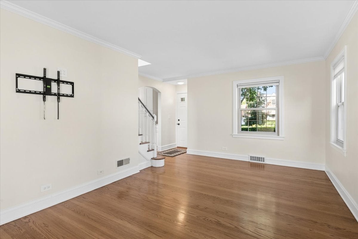 1741 N 76th Court