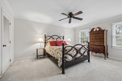 Tiny photo for 4233 Oaksbury Lane, Rolling Meadows, IL 60008 (MLS # 12600667)